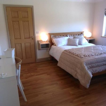 Turlough  Burren Rock Farmhouse B&B المظهر الخارجي الصورة