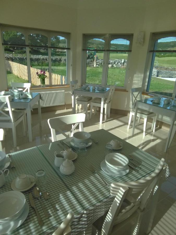 Turlough  Burren Rock Farmhouse B&B المظهر الخارجي الصورة