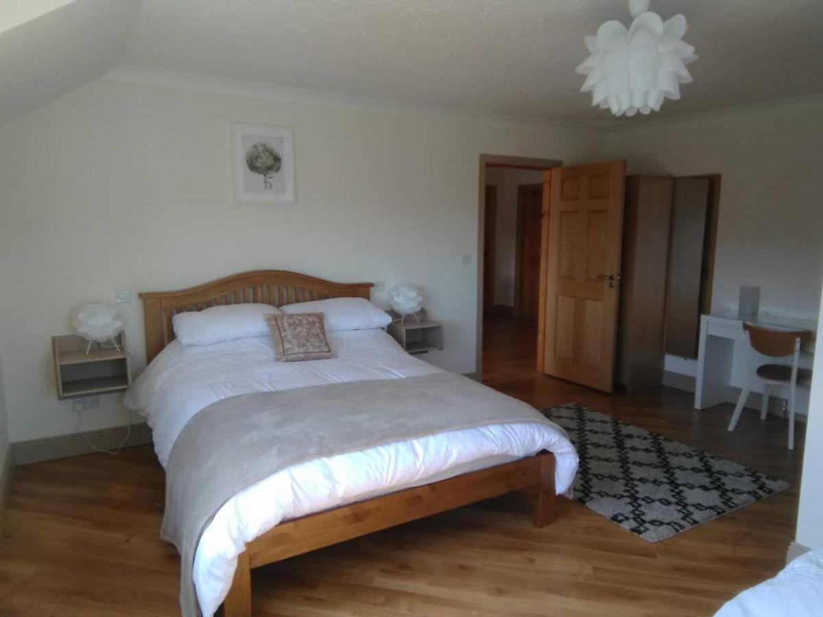 Turlough  Burren Rock Farmhouse B&B المظهر الخارجي الصورة